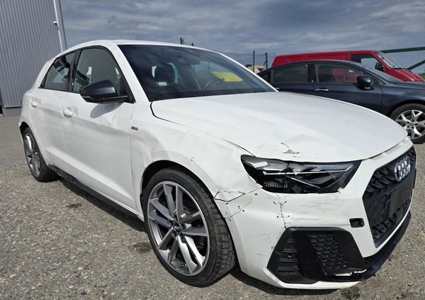 Audi A1 cena 50900 przebieg: 81600, rok produkcji 2019 z Strzyżów małe 121